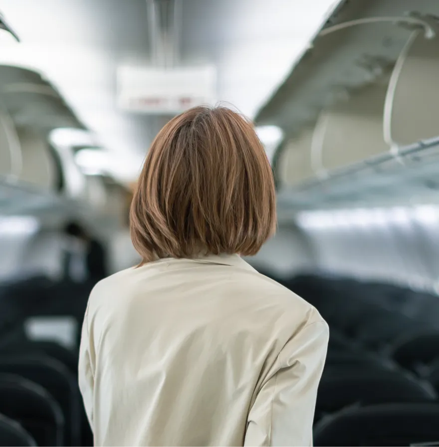 Cabine d'avion en vol, vue depuis l'intérieur