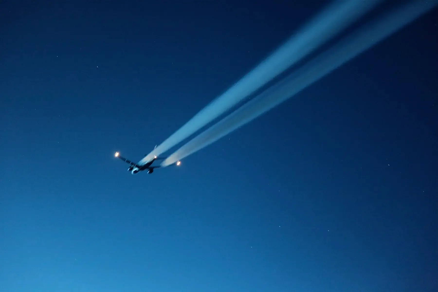 Wie schnell fliegt ein Verkehrsflugzeug ?